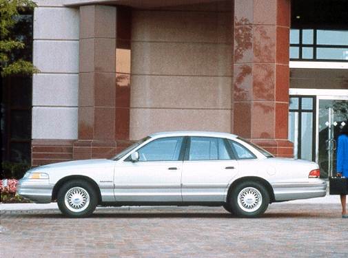 1993 Ford Crown Victoria Price, Value, Depreciation & Reviews